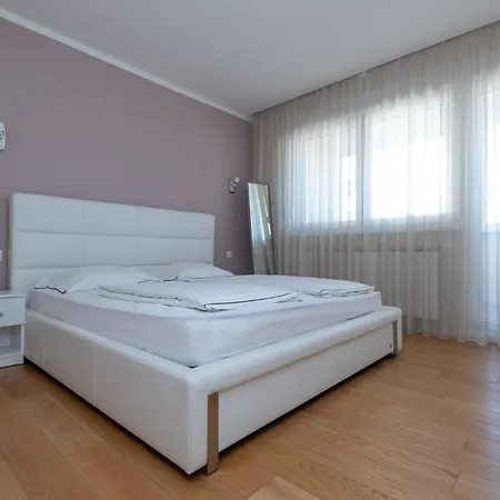 Apartment Sanja & Mirza - Old Town *