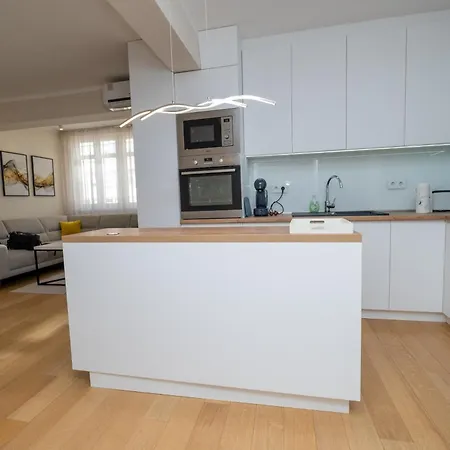 Sanja & Mirza - Old Town