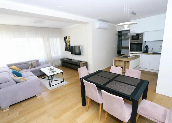 Sanja & Mirza - Old Town *