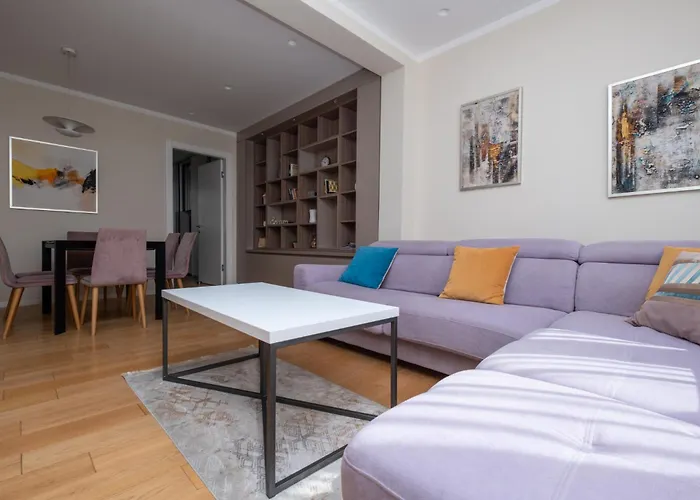 Sanja & Mirza - Old Town