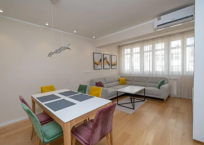 Sanja & Mirza - Old Town * 塞拉耶佛